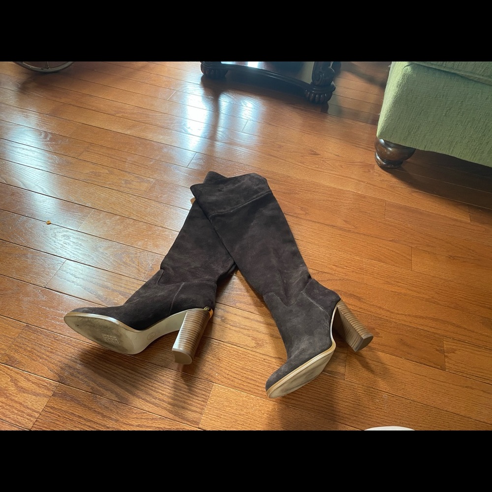 Michael Kors regina suede boots - Picture 5 of 10